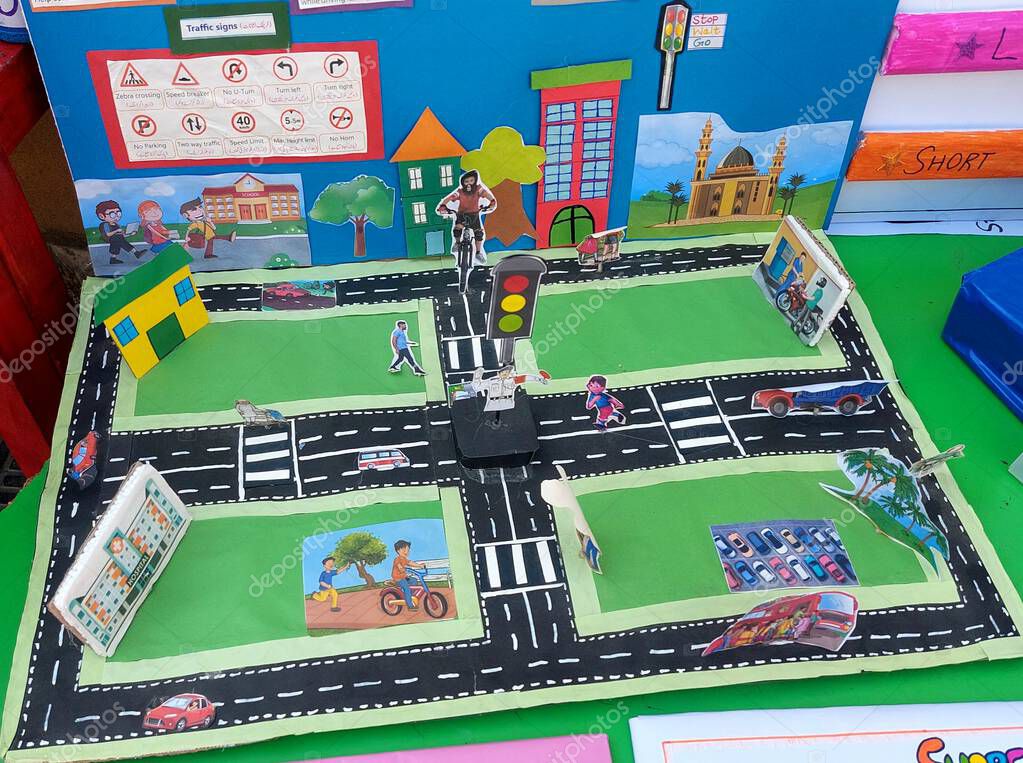 Alunni impegnati in un progetto di educazione civica.